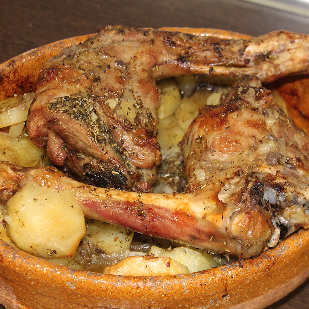 Pata de cabrito al horno - Tripiana en tu mesa